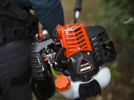 DIY: Why A petrol string trimmer might be a smart choice. 
